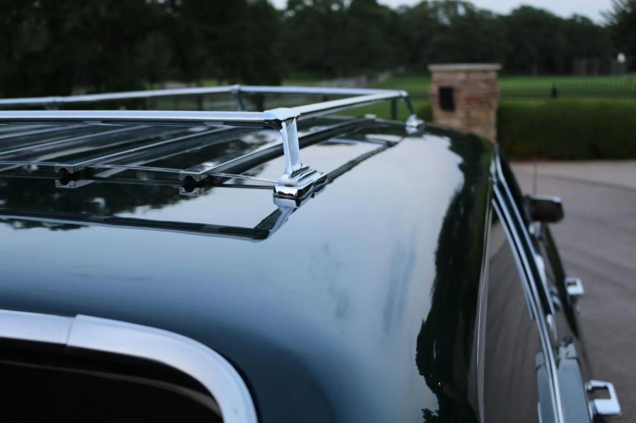 Детали экстерьера Cadillac DeVille 9-passenger Station Wagon by WISCO (B9114767) 1969 года  (фото 47 из 147)